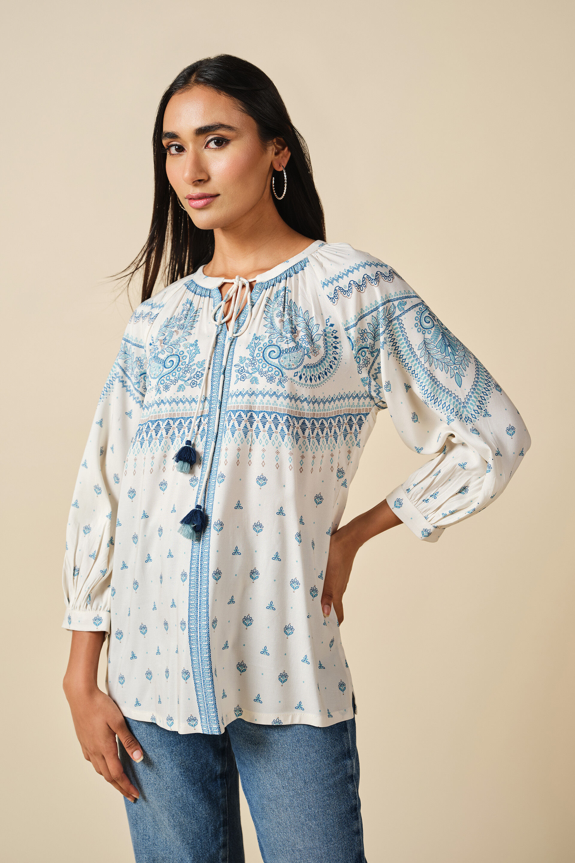 Neela Aasmaan Top, Off White, image 3